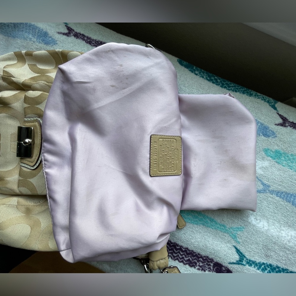 Coach Hobo Shoulder/Crossbody Handbag - Picture 6 of 10